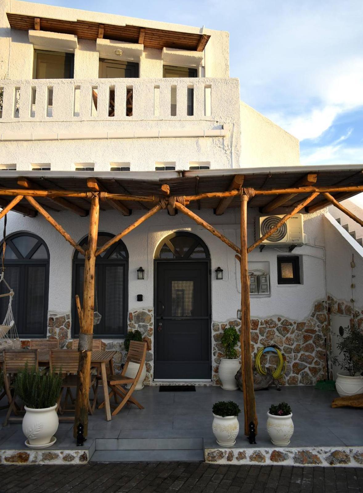 The House On The Rock Apartment Antimachia Exterior photo